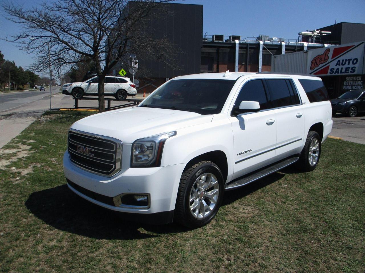 Used 2017 GMC Yukon XL SLT ~ 8 PASS. ~ BOSE SOUND ~ HTD/COOLING SEATS for sale in Toronto, ON