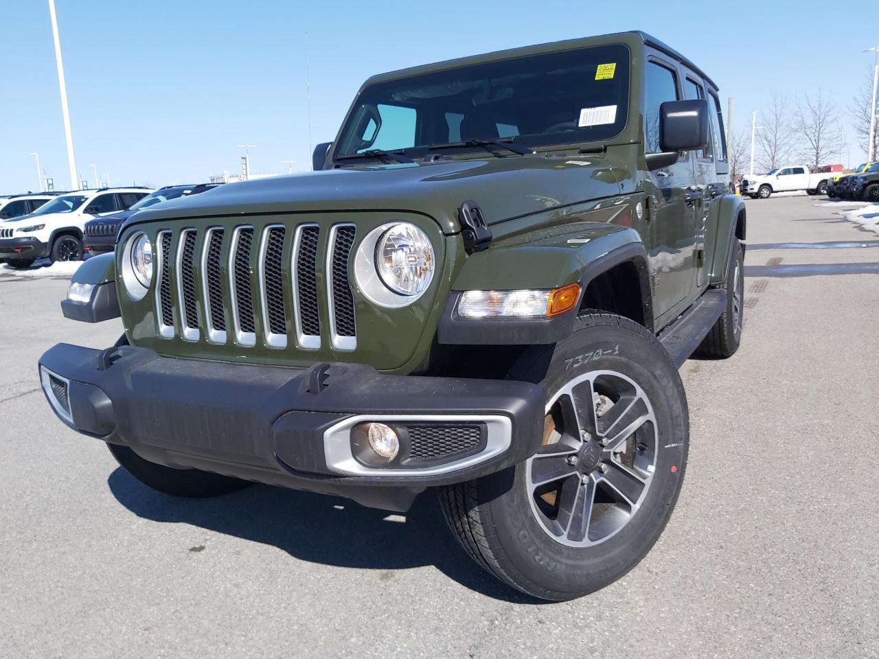 2023 Jeep Wrangler Sahara Photo2