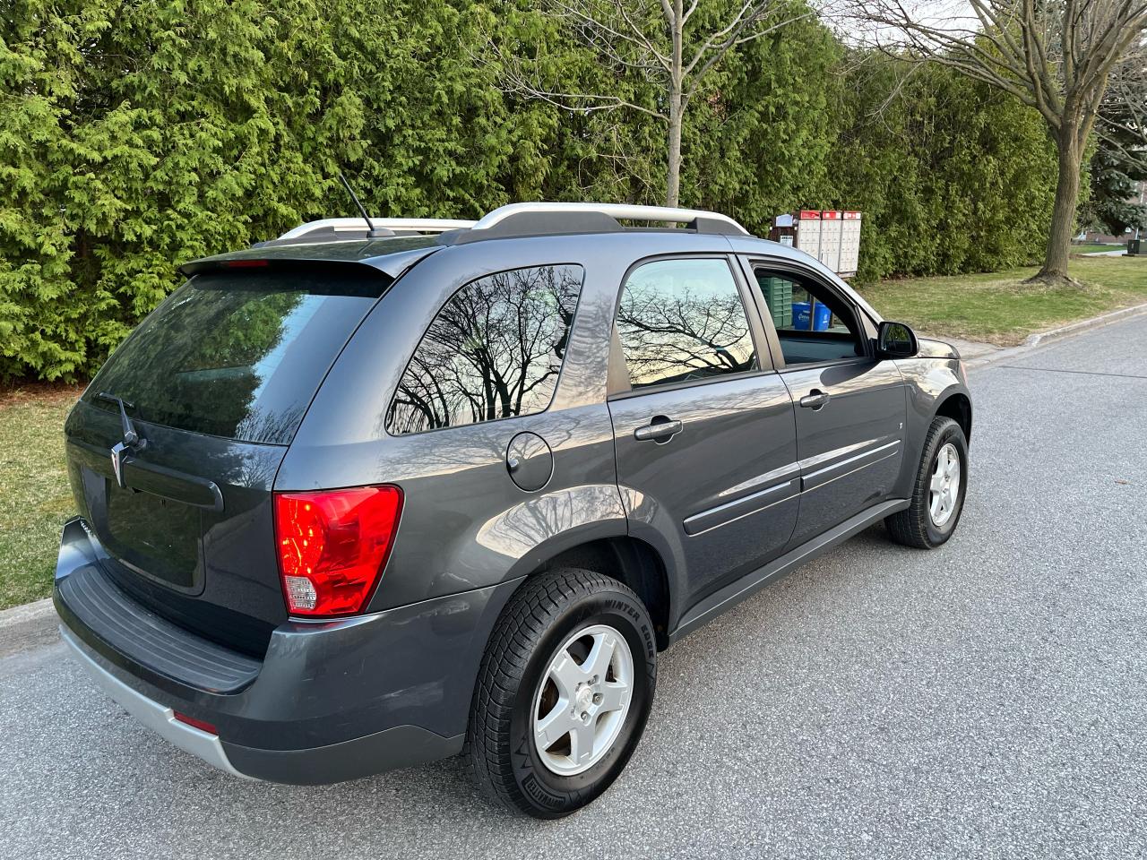 2009 Pontiac Torrent FWD 5DR.-YES,....ONLY 116,341KMS! 1 LOCAL OWNER!! - Photo #9