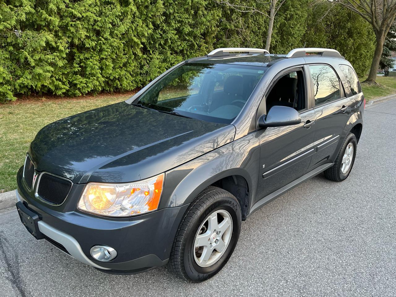 2009 Pontiac Torrent FWD 5DR.-YES,....ONLY 116,341KMS! 1 LOCAL OWNER!! Photo2