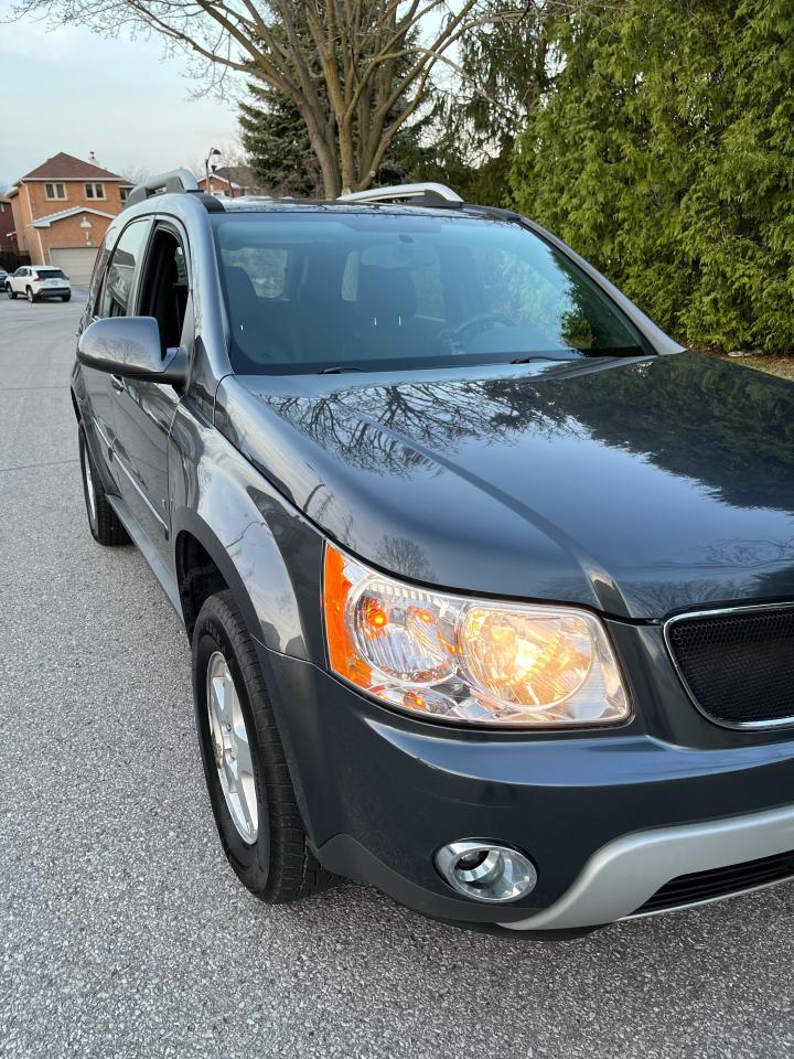 2009 Pontiac Torrent FWD 5DR.-YES,....ONLY 116,341KMS! 1 LOCAL OWNER!! - Photo #10