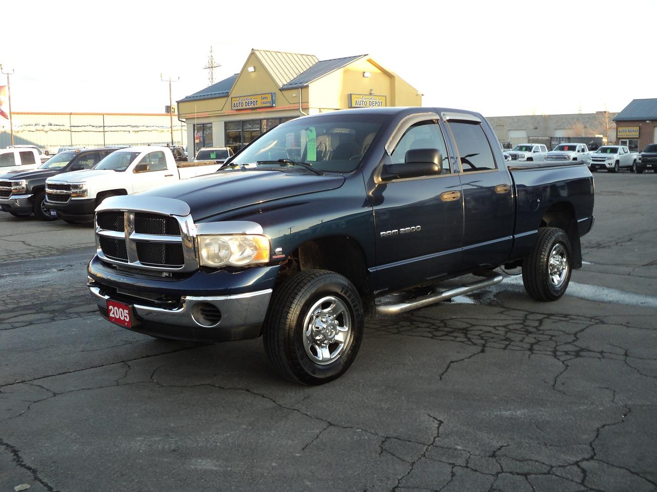 2005 Dodge Ram 2500 HD SLT QuadCab 4X4 5.9L Cummins Diesel 6.5ftBox