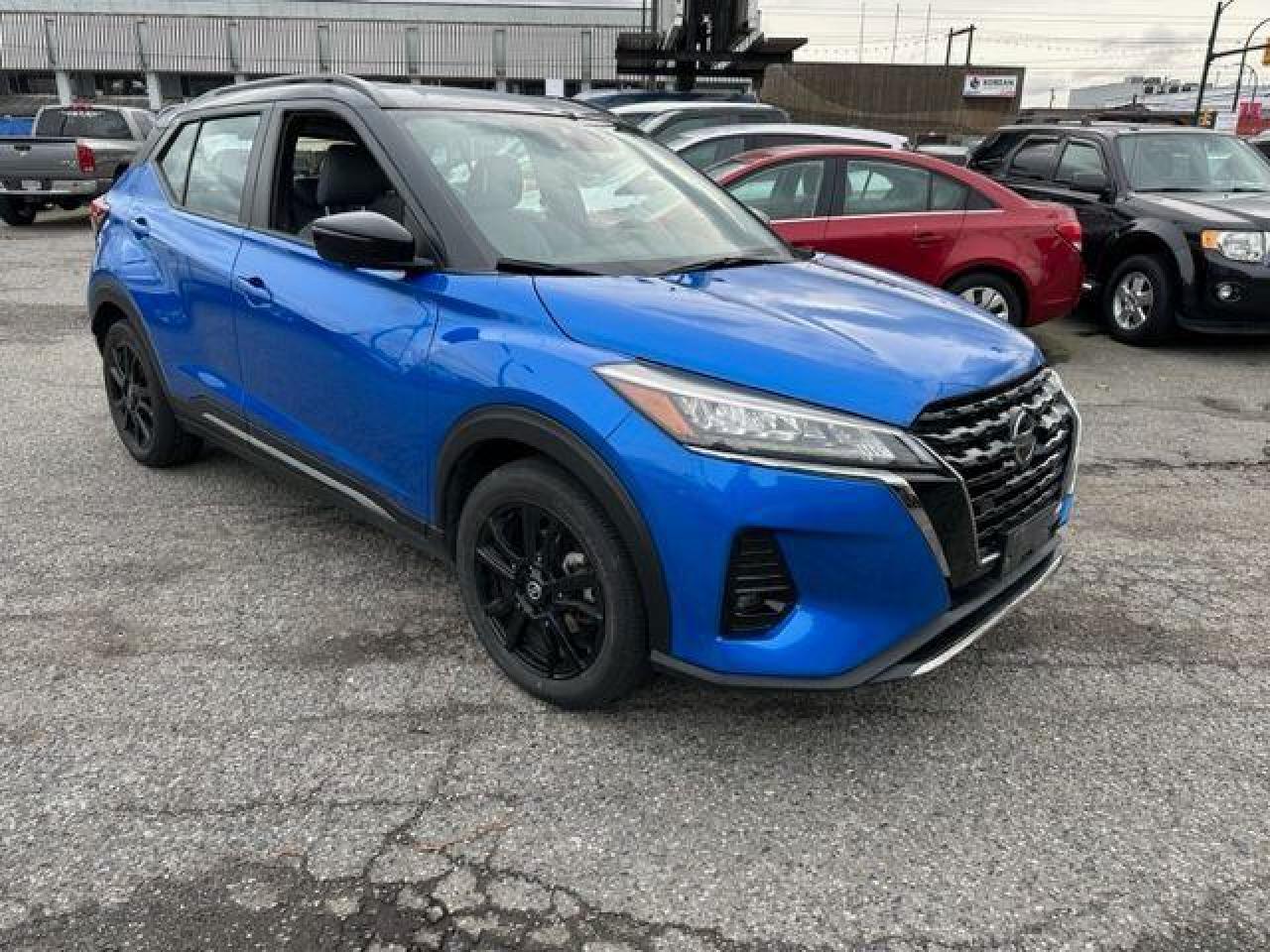 2021 Nissan Kicks SR