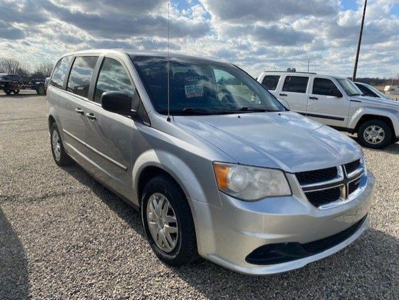 2011 Dodge Grand Caravan SE - Photo #1