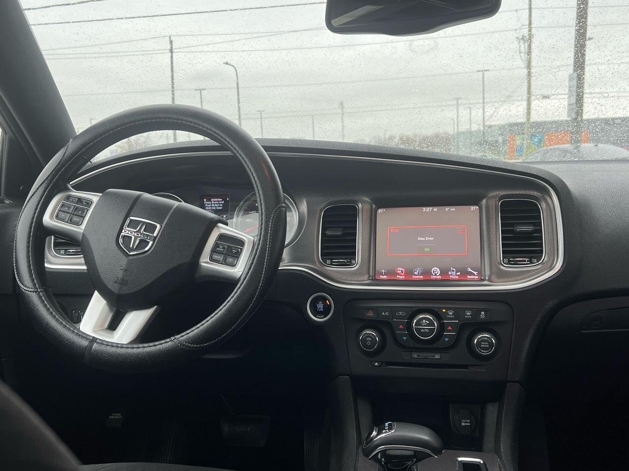 2013 Dodge Charger SXT Photo
