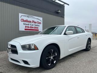Used 2013 Dodge Charger SXT for sale in Chatham, ON