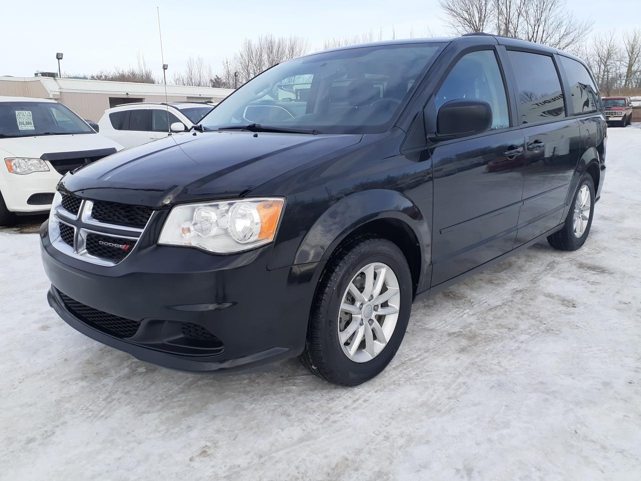 2016 Dodge Grand Caravan SXT, DVD, Sto N go, BU cam, 7 Pass - Photo #1