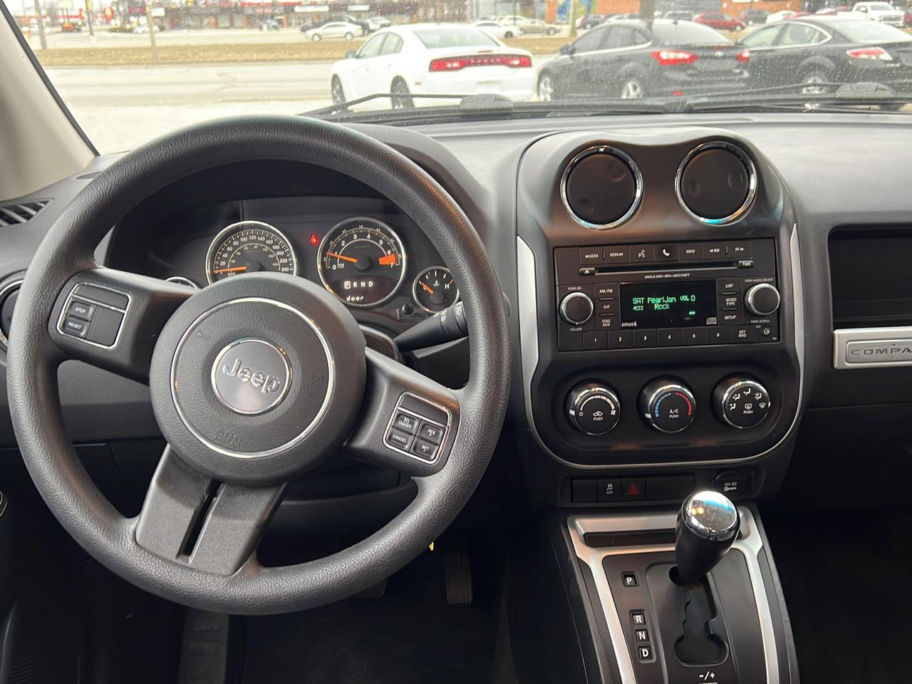 2014 Jeep Compass NORTH Photo