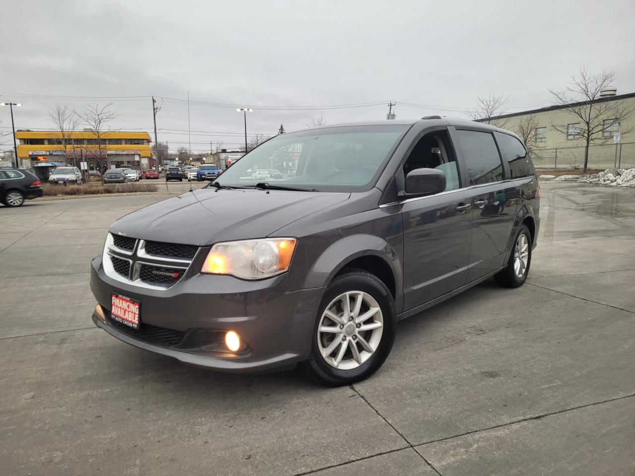 2018 Dodge Grand Caravan Crow, stow and go, Leather, 7 pass, Warranty Avail