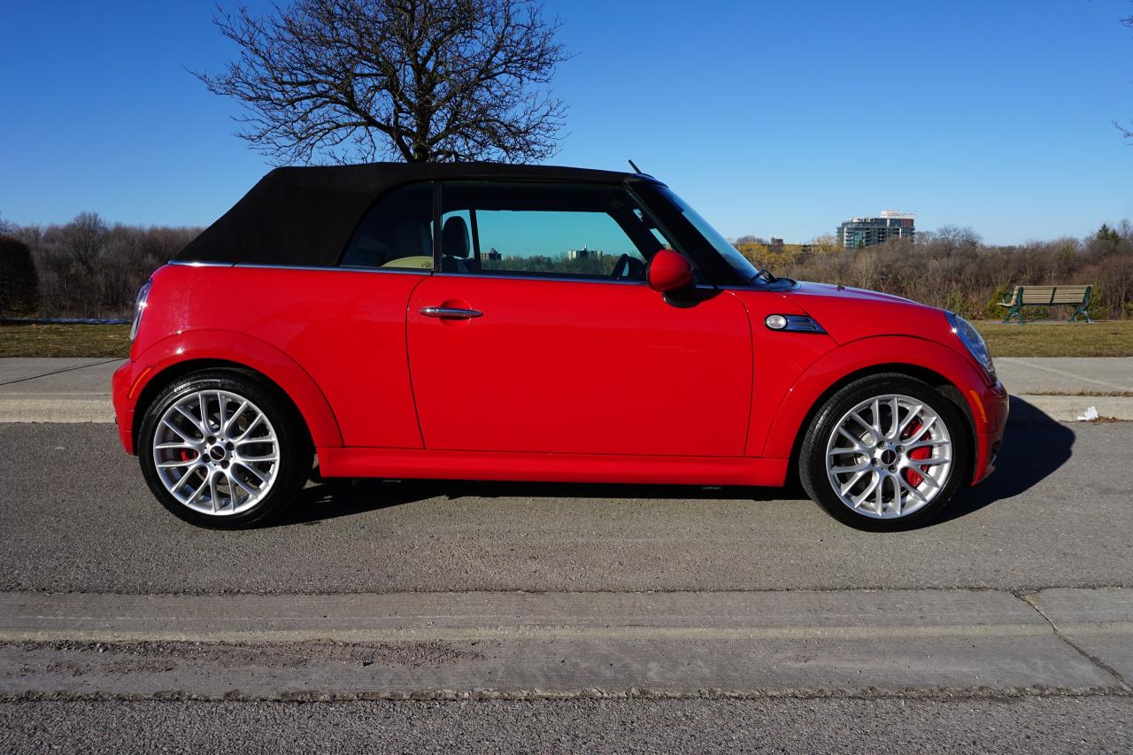 2010 MINI Cooper Convertible JCW CONVERTIBLE / 6 SPEED / AVAILABLE ON BAT Photo4