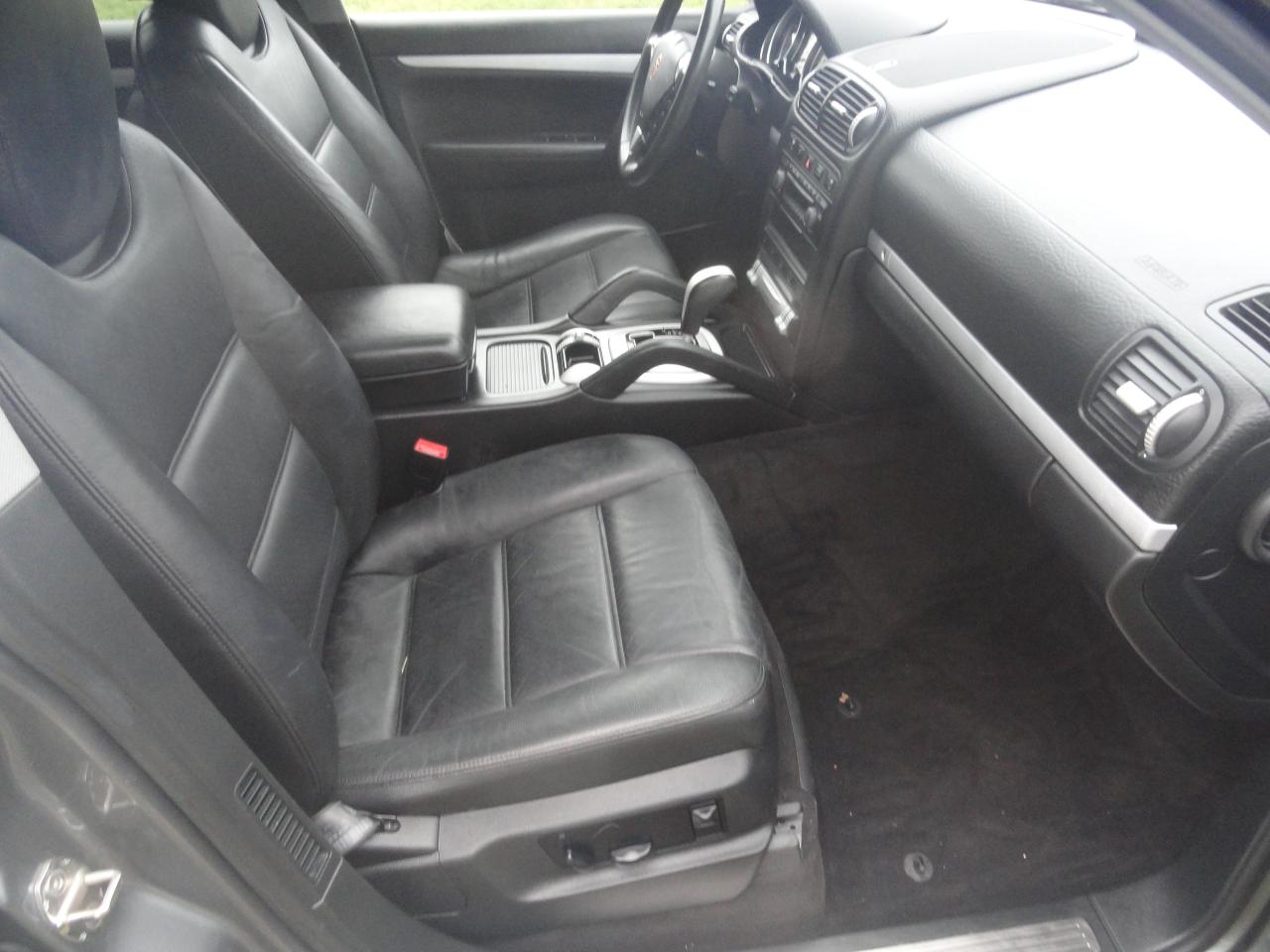 2006 Porsche Cayenne S - Photo #14