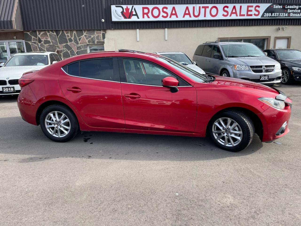 2015 Mazda MAZDA3 AUTO 4DR ONE OWNER NO ACCIDENT NEW BRAKES SUNROOF - Photo #1