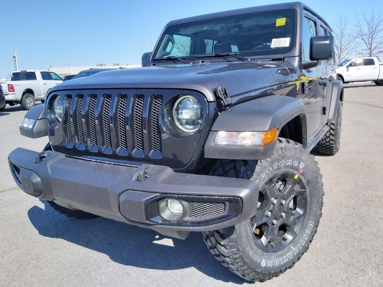 2023 Jeep Wrangler SPORT Photo2