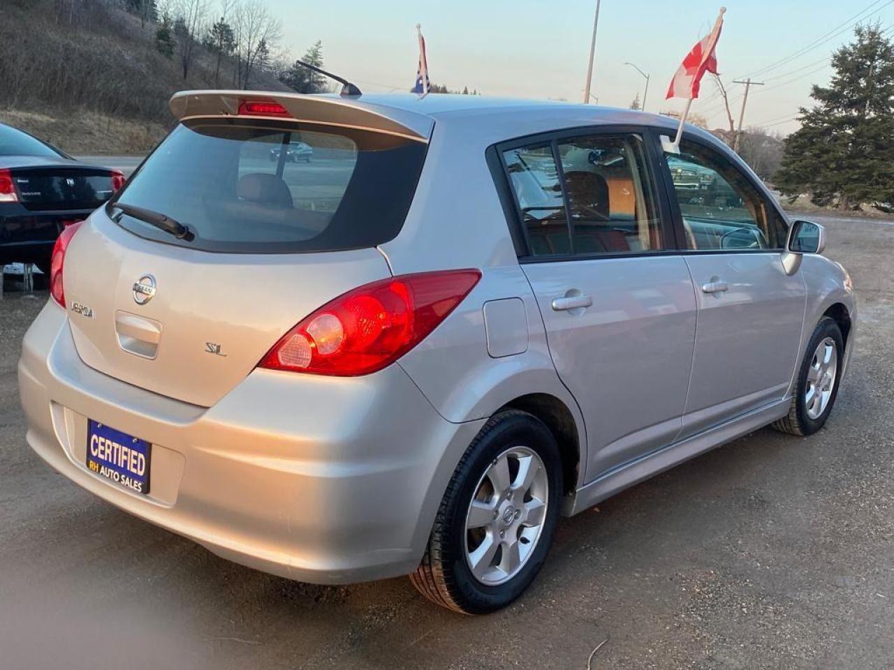 2007 Nissan Versa SL - Photo #6