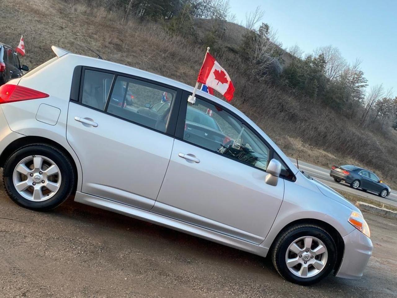 2007 Nissan Versa SL - Photo #7