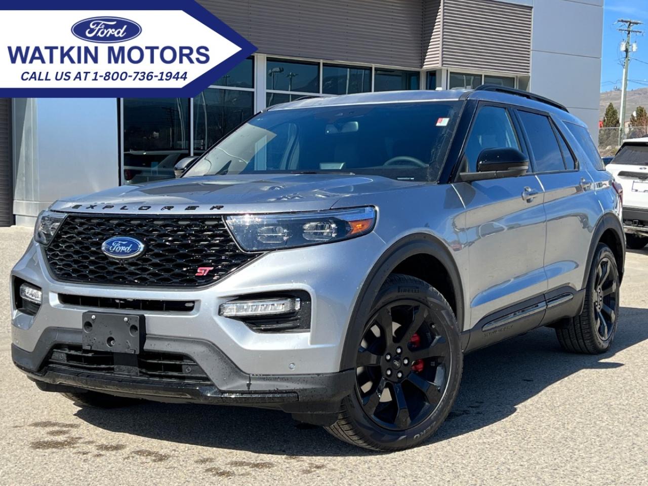 2023 Ford Explorer ST Photo1