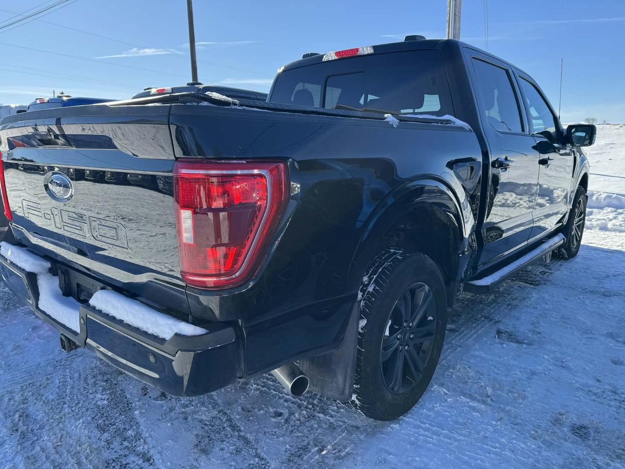 2022 Ford F-150 XLT Photo3