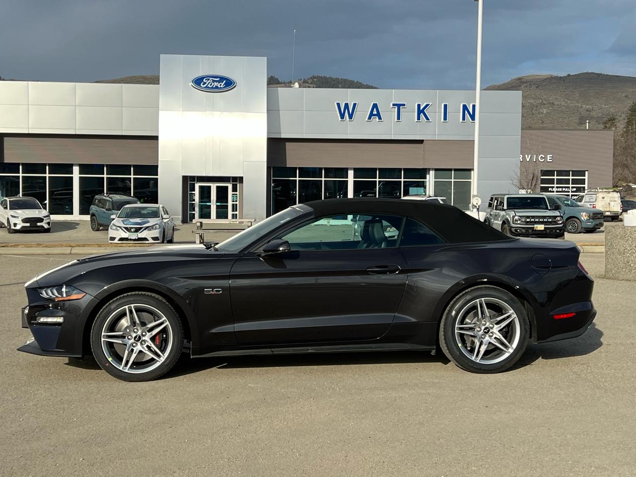 2023 Ford Mustang GT Premium Photo1