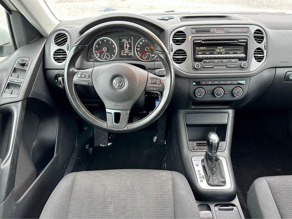 2014 Volkswagen Tiguan 2.0L (AWD) Certified - Photo #5