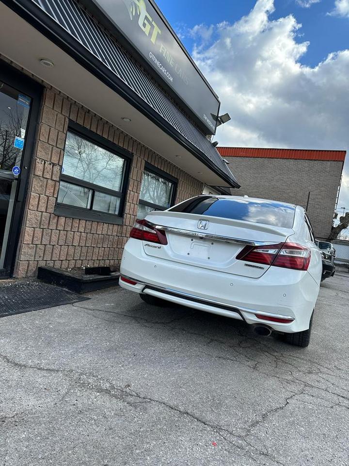 2017 Honda Accord  Photo