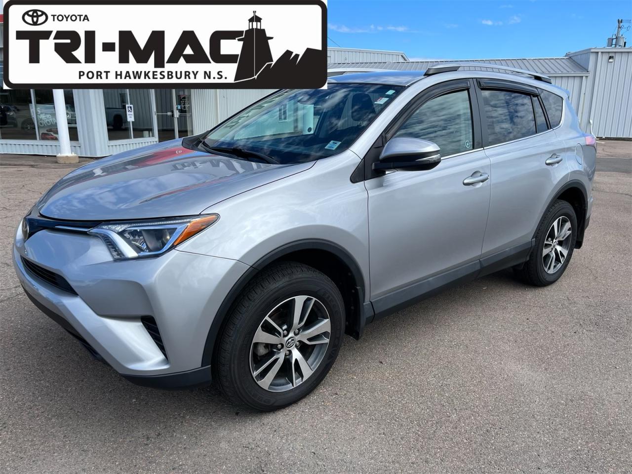 2018 Toyota RAV4 LE, AWD