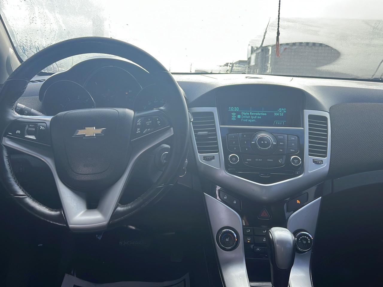 2013 Chevrolet Cruze LT Turbo Photo3