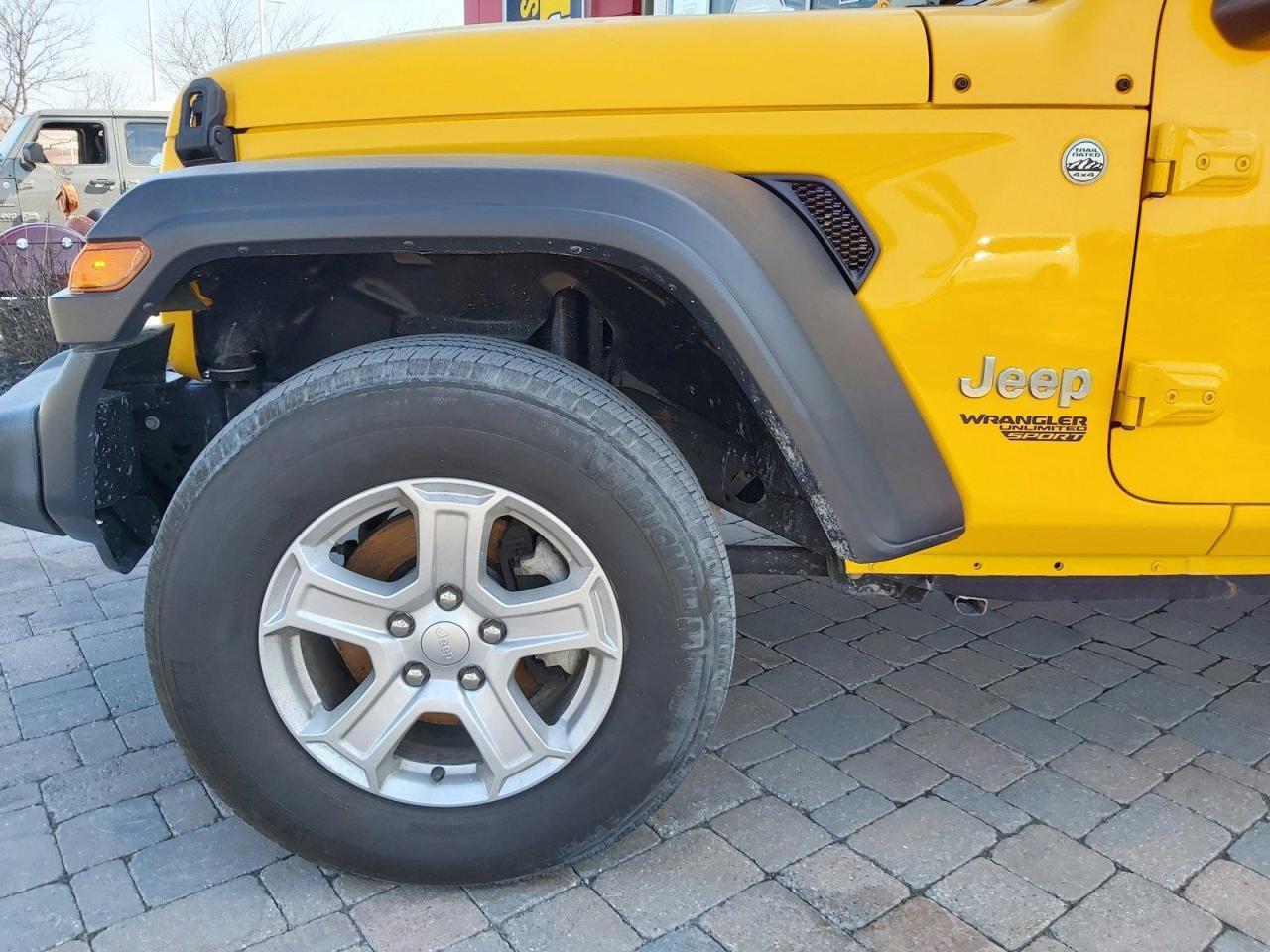 2019 Jeep Wrangler UNLIMITED SPORT Photo3