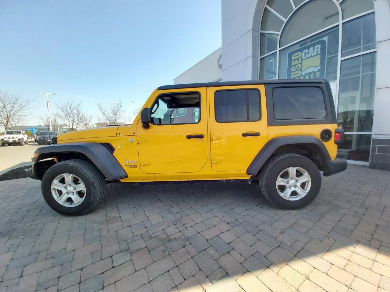 2019 Jeep Wrangler UNLIMITED SPORT Photo4