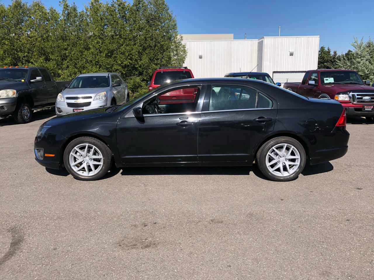 Used 2011 Ford Fusion 4dr Sdn V6 SEL FWD for sale in Newmarket, ON