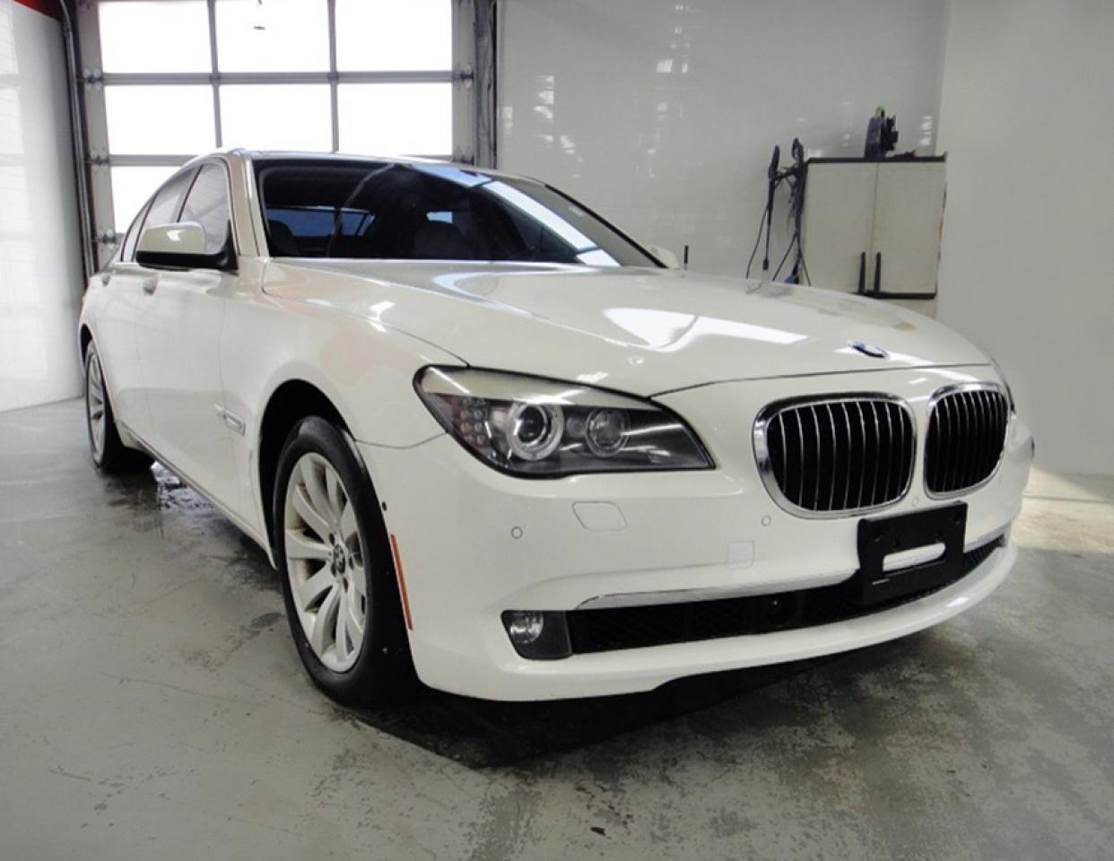 2010 BMW 7 Series ALL SERVICE RECORDS ,NO ACCIDENT,X DRIVE,WELL MAIN