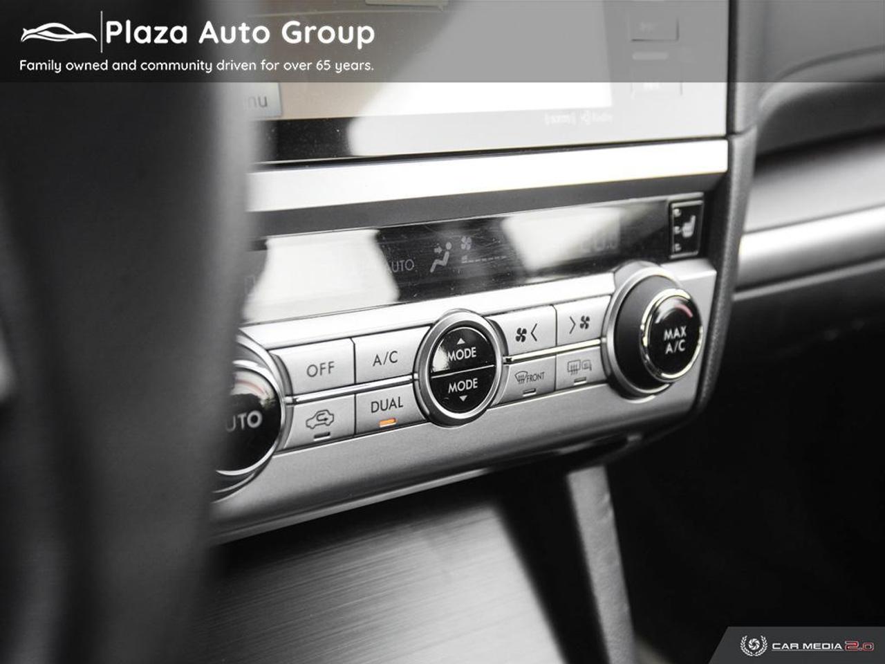 2017 Subaru Legacy 3.6R Limited Photo