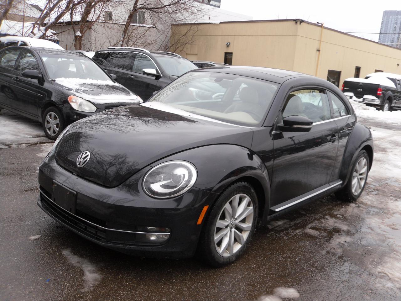 2015 Volkswagen Beetle COMFORTLINE - Photo #1