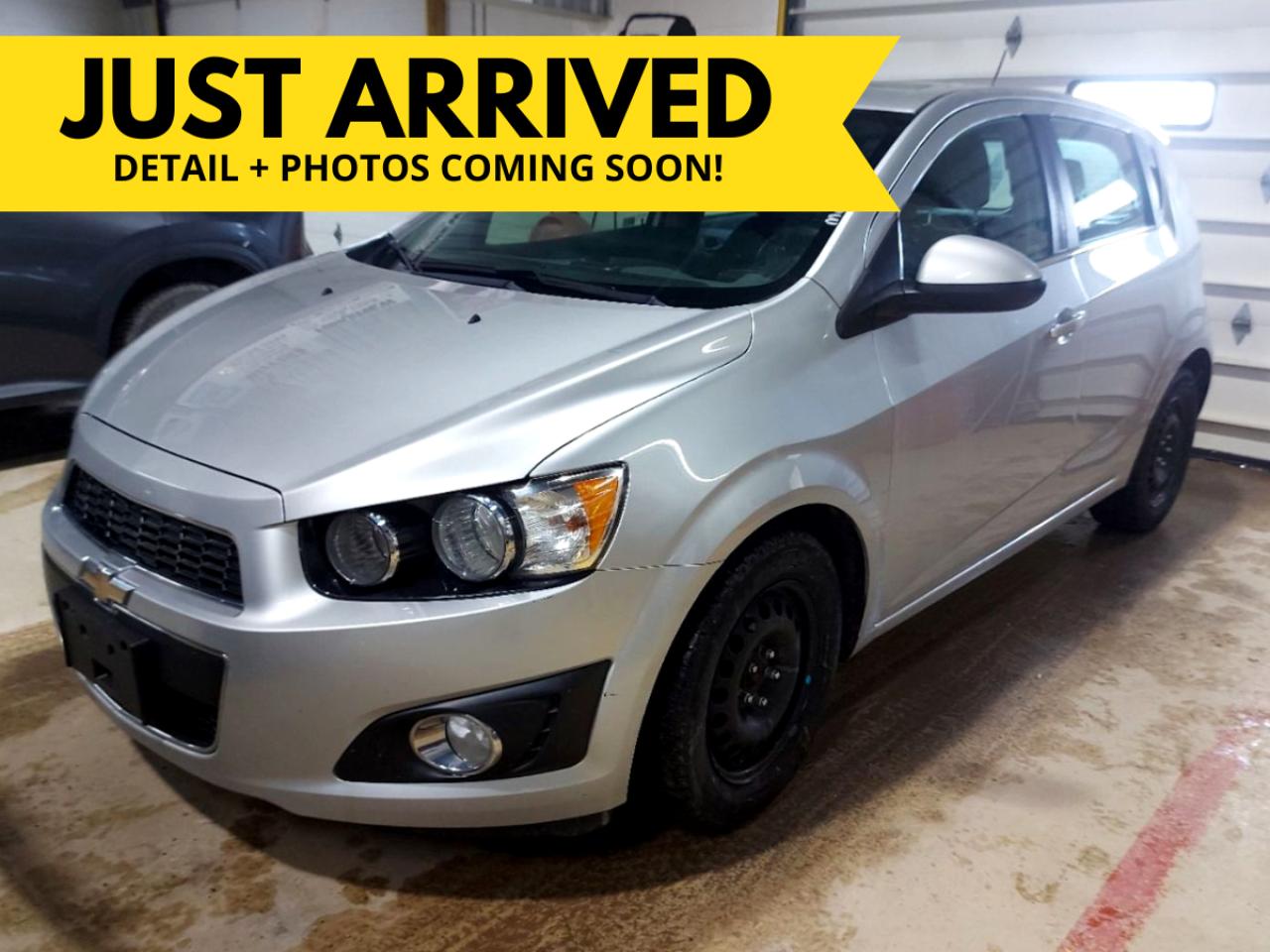 2015 Chevrolet Sonic LT / Clean CarFax / Backup Camera - Photo #1