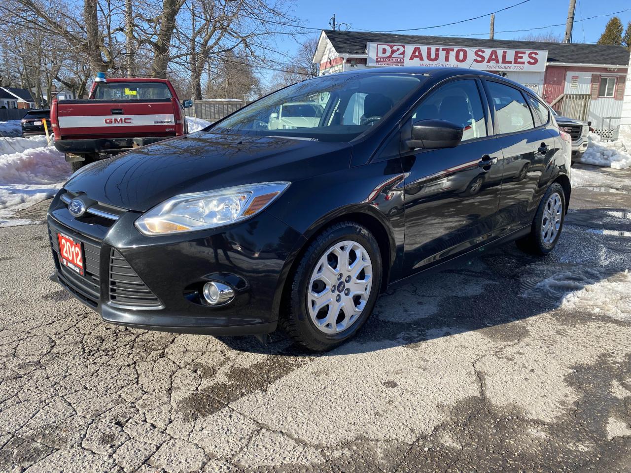 2012 Ford Focus Automatic/Gas Saver/1 Yr Warranty/Comes Certified - Photo #1