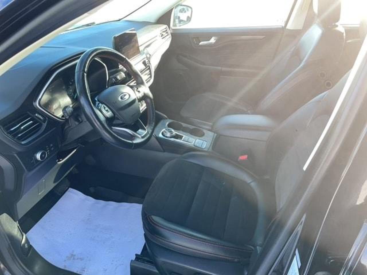 2021 Ford Escape SEL,STEALTH,REMOTE START,HEATED SEATS Photo2