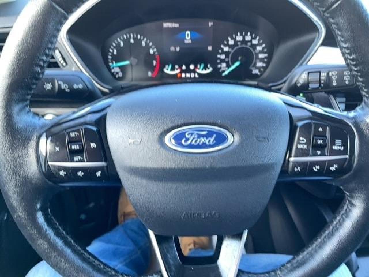 2021 Ford Escape SE ALL WHEEL DRIVE,NO ACCIDENTS Photo3
