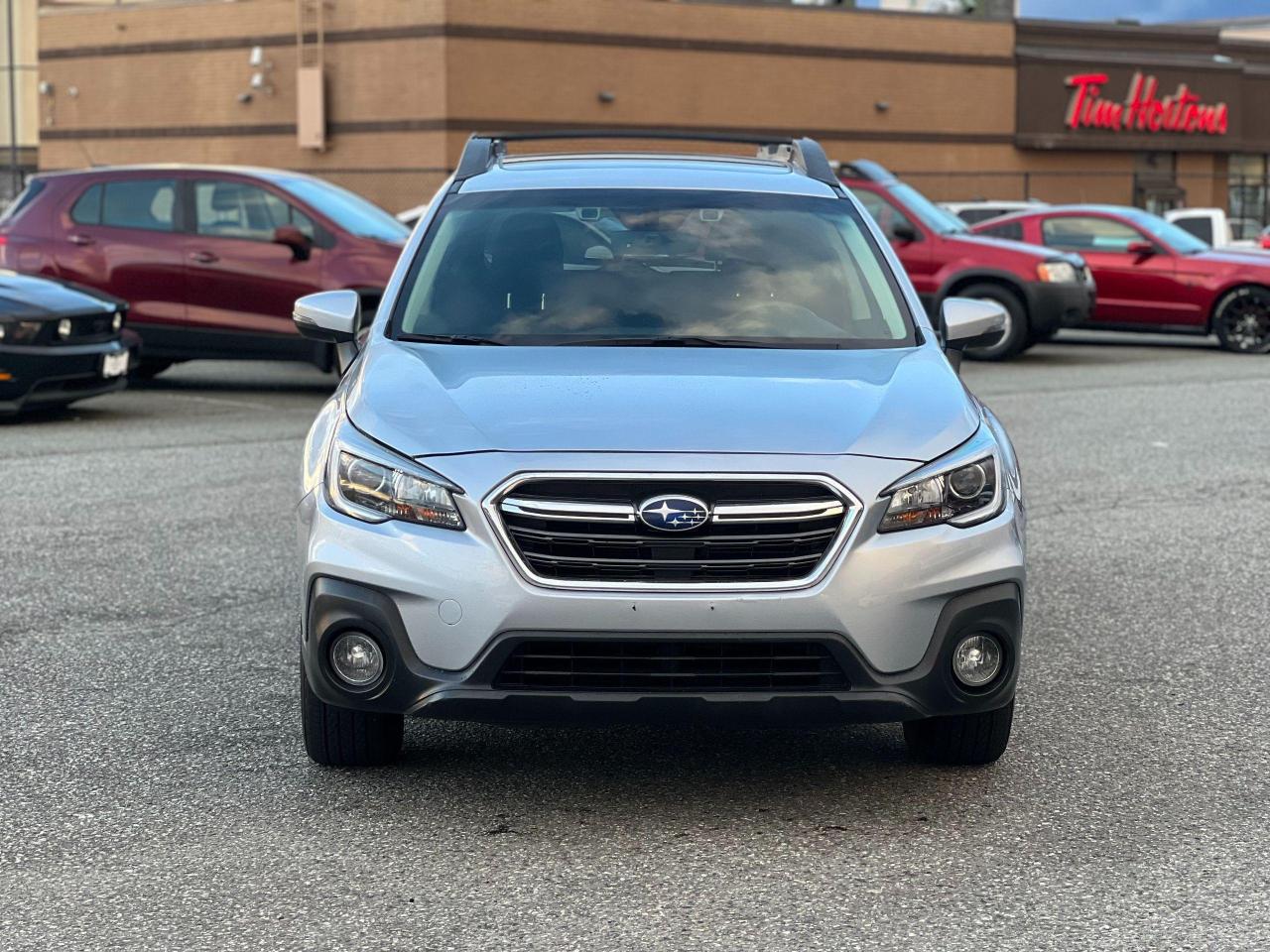 2019 Subaru Outback 2.5i Touring w/EyeSight Pkg - Photo #2