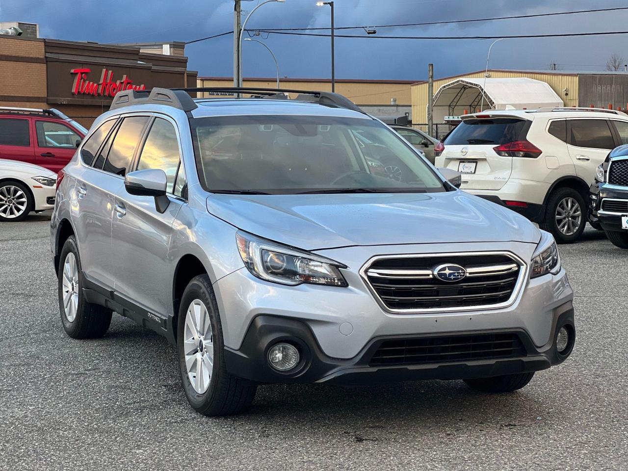 2019 Subaru Outback 2.5i Touring w/EyeSight Pkg - Photo #4