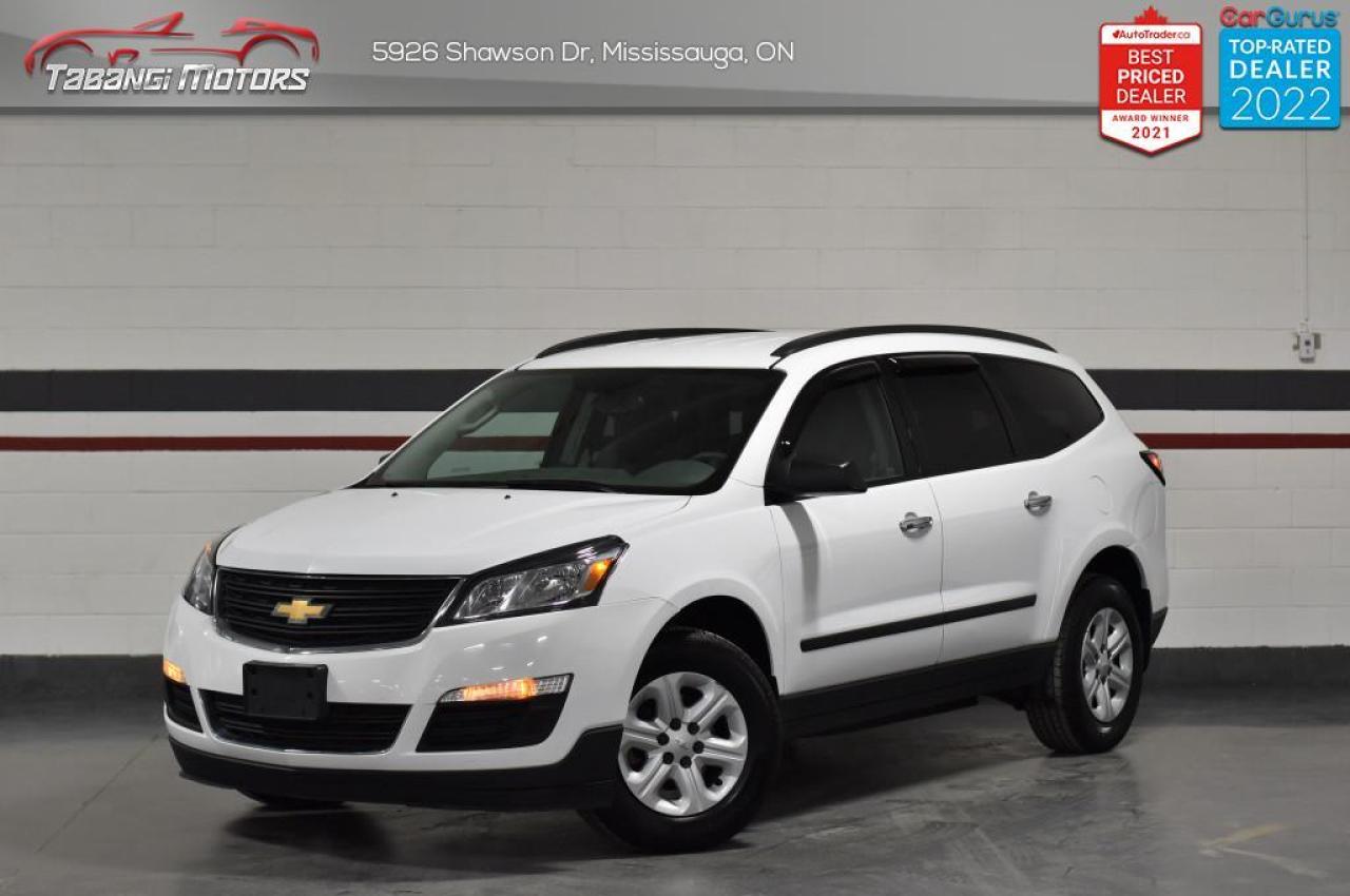Photo of White 2017 Chevrolet Traverse