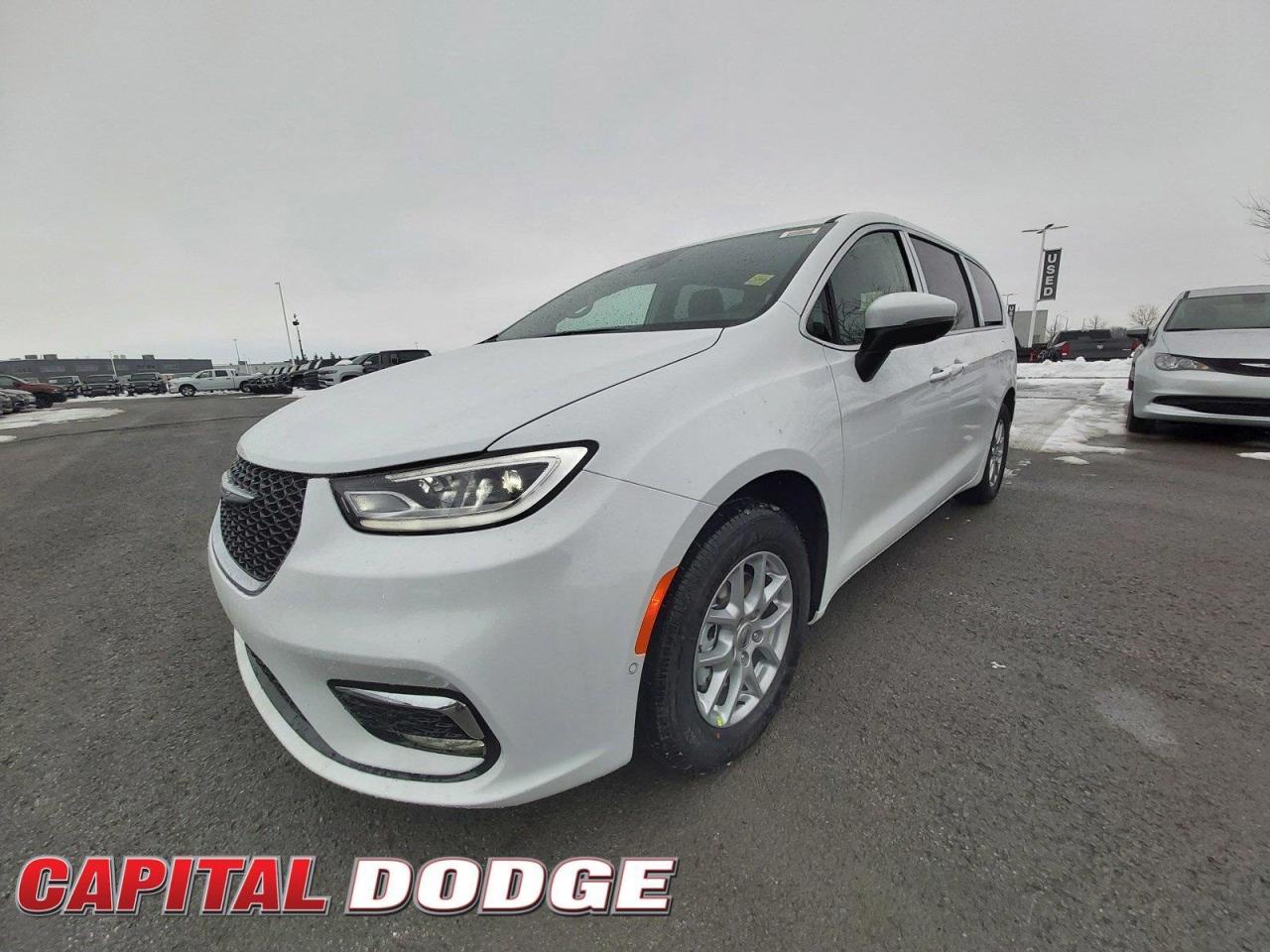 New 2023 Chrysler Pacifica Touring-L for sale in Kanata, ON