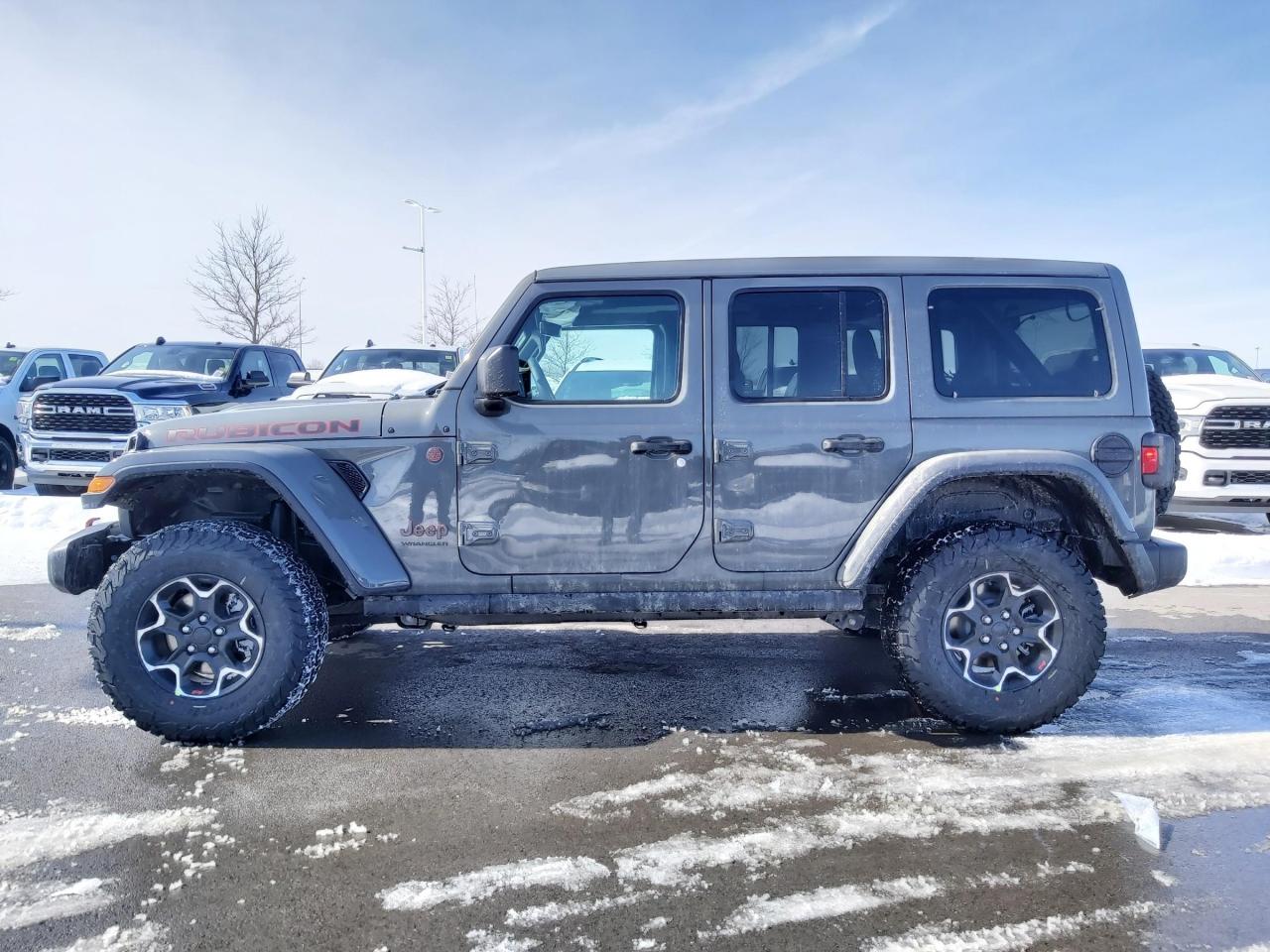 2023 Jeep Wrangler RUBICON Photo3