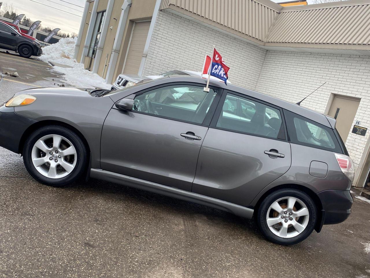 2005 Toyota Matrix XR - Photo #3