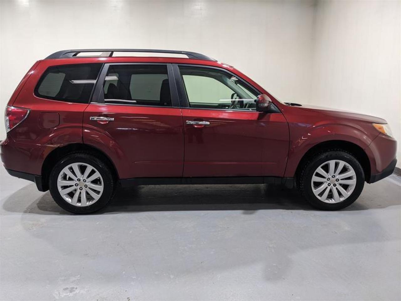 Used 2012 Subaru Forester 2.5X Limited at for sale in Cambridge, ON