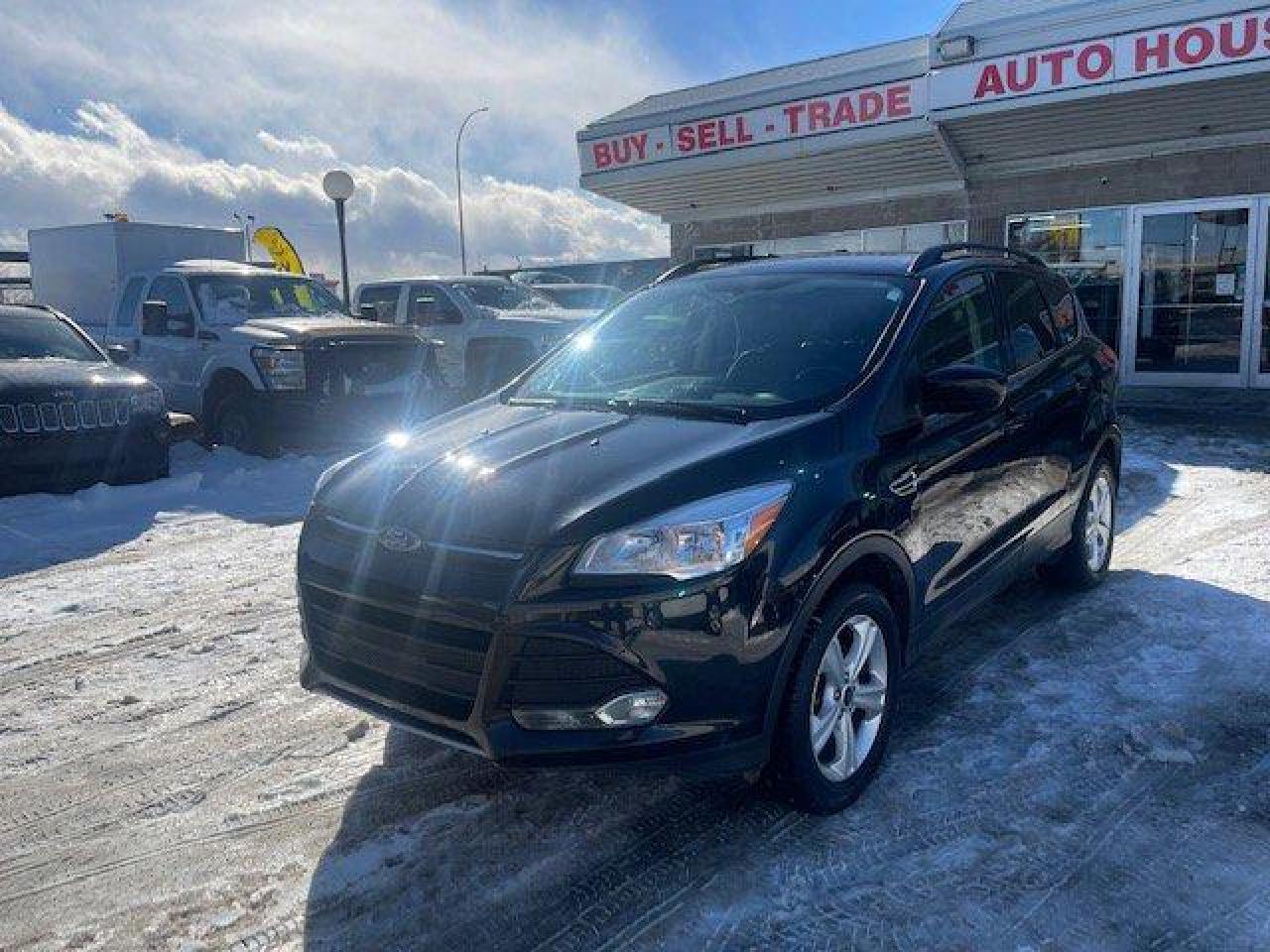 Used 2016 Ford Escape SE BACKUP CAMERA LEATHER/HEATED SEATS for sale in Calgary, AB