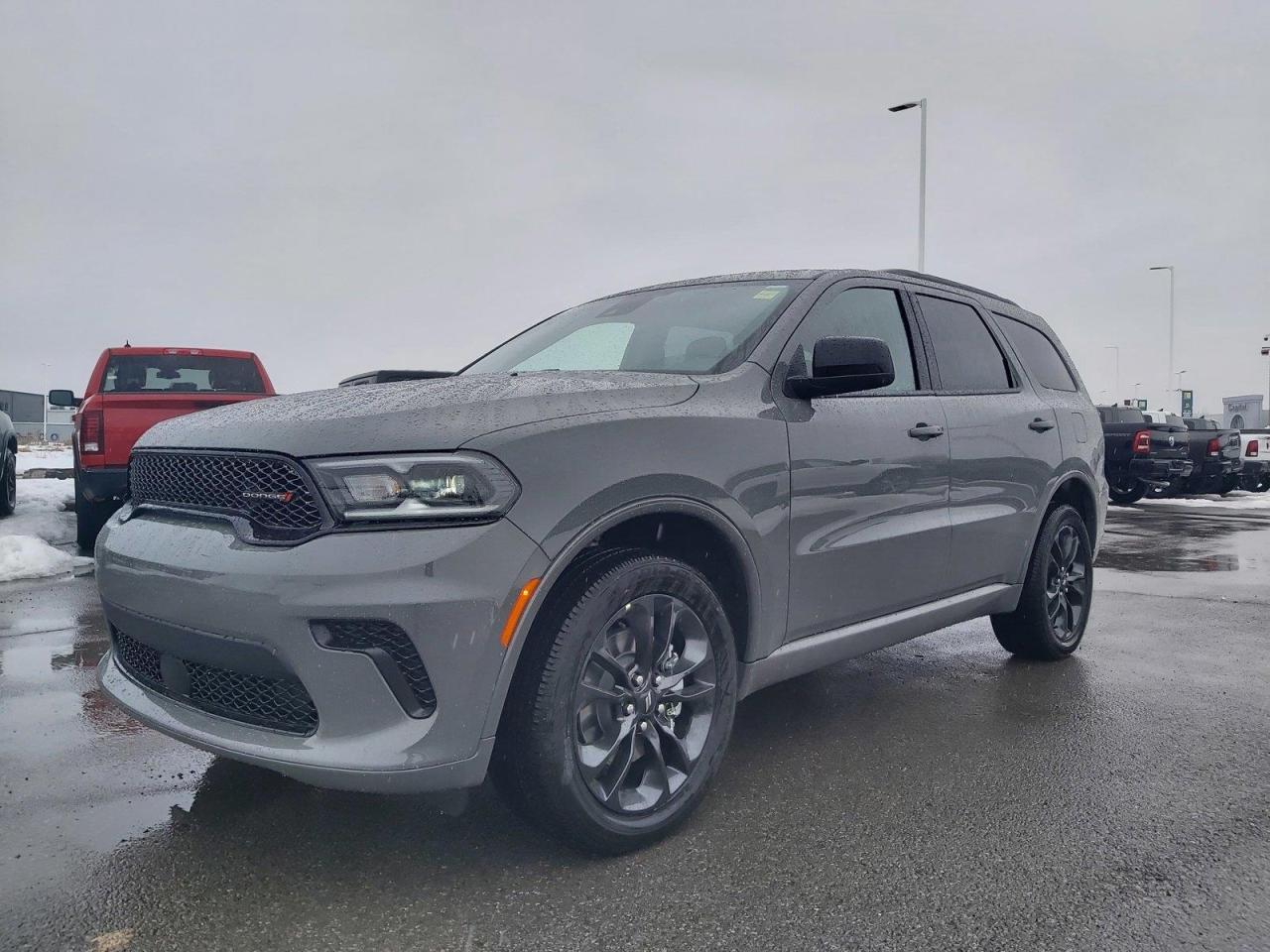 2023 Dodge Durango SXT Photo2