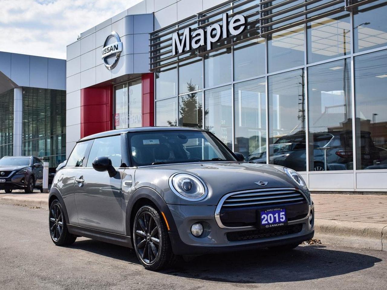 Used 2015 MINI 3 Door Manual Bluetooth Navigation Heated Seats Leather for sale in Maple, ON