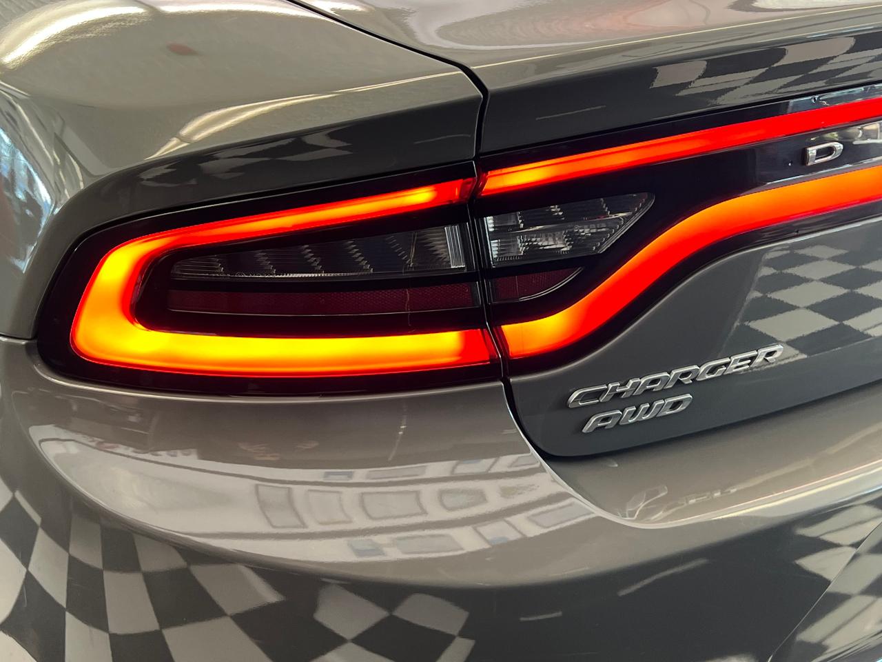 2017 Dodge Charger SXT AWD+Heated Seats+Remote Start+Clean Carfax - Photo #54