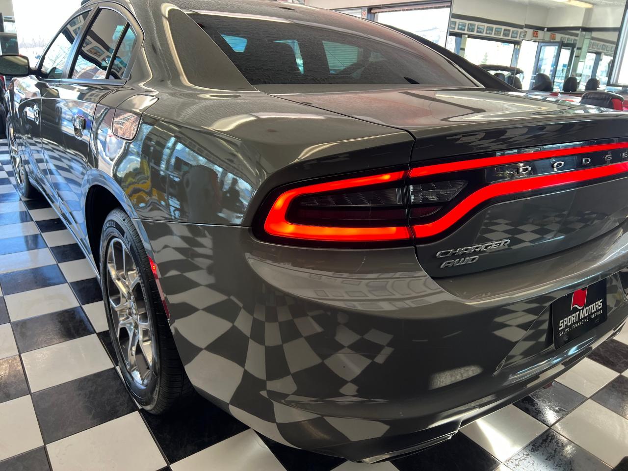 2017 Dodge Charger SXT AWD+Heated Seats+Remote Start+Clean Carfax Photo94