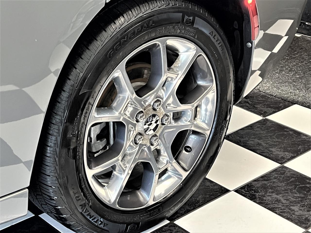 2017 Dodge Charger SXT AWD+Heated Seats+Remote Start+Clean Carfax - Photo #47