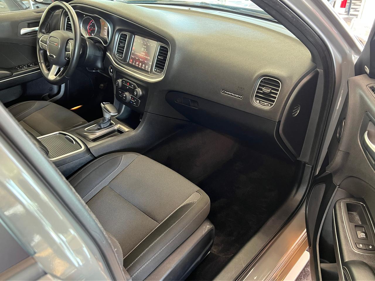 2017 Dodge Charger SXT AWD+Heated Seats+Remote Start+Clean Carfax - Photo #20